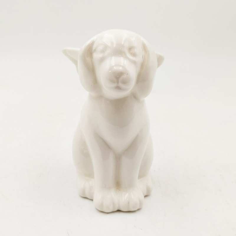 Animali in ceramica vetrata Cane bianco creativo con le ali Figurine Dipinto a mano Collezionabile Amore del cane Regalo Decorazione giardino per la casa