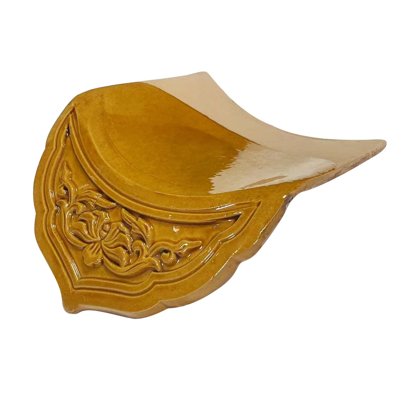 Tagliera di tetto vetrata cinese di alto lucido Materiale ceramico verde Finitura ideale per templi e santuari