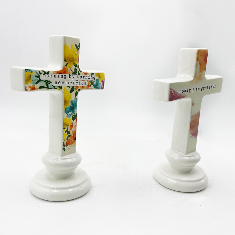 Materiale ceramico massello Artigianato in piedi Scultura per tavolo Ornamento dell'altare Croce con parole