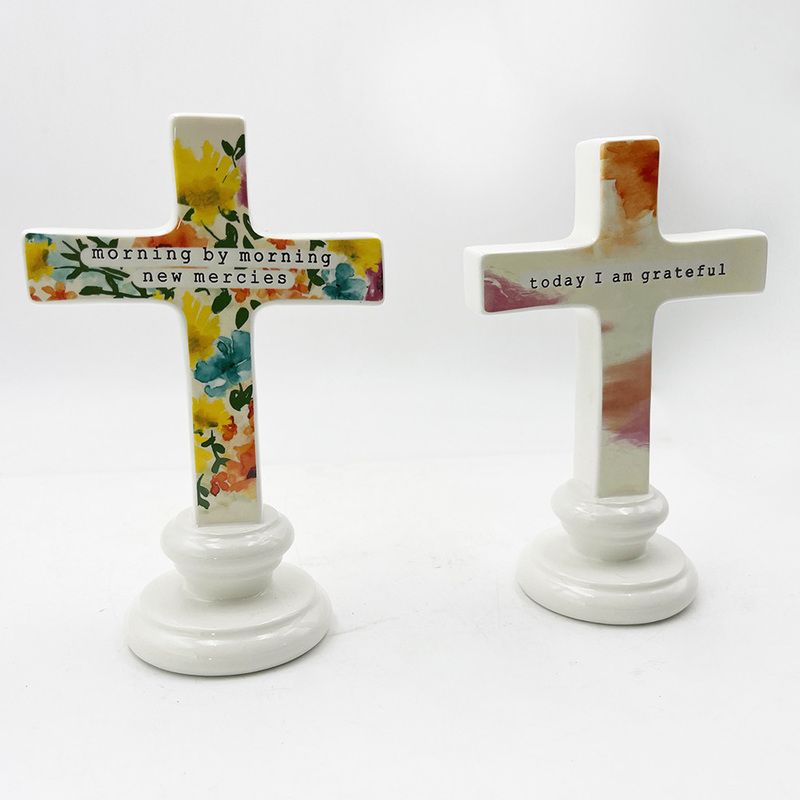 Materiale ceramico massello Artigianato in piedi Scultura per tavolo Ornamento dell'altare Croce con parole
