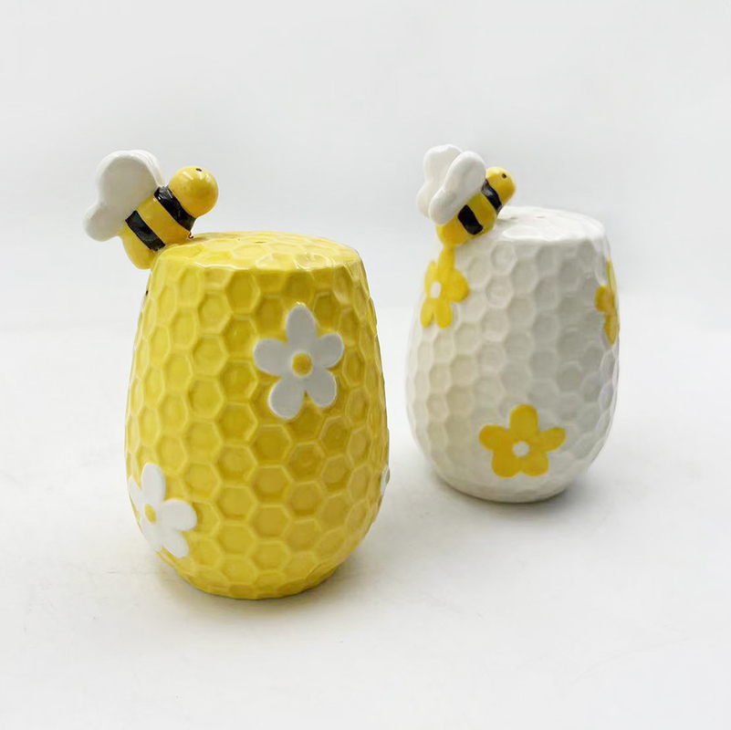Flower And Bee Ceramic Salt And Pepper Shaker per accessori da cucina Decorazione domestica