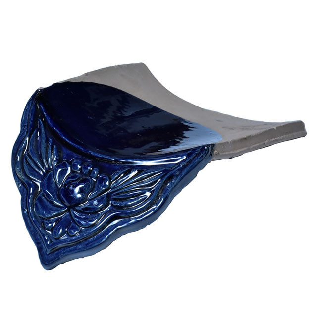 Piastrelle di tetto vetrate cinesi Blu lucido Alta durata per case tradizionali e moderne Materiale da costruzione