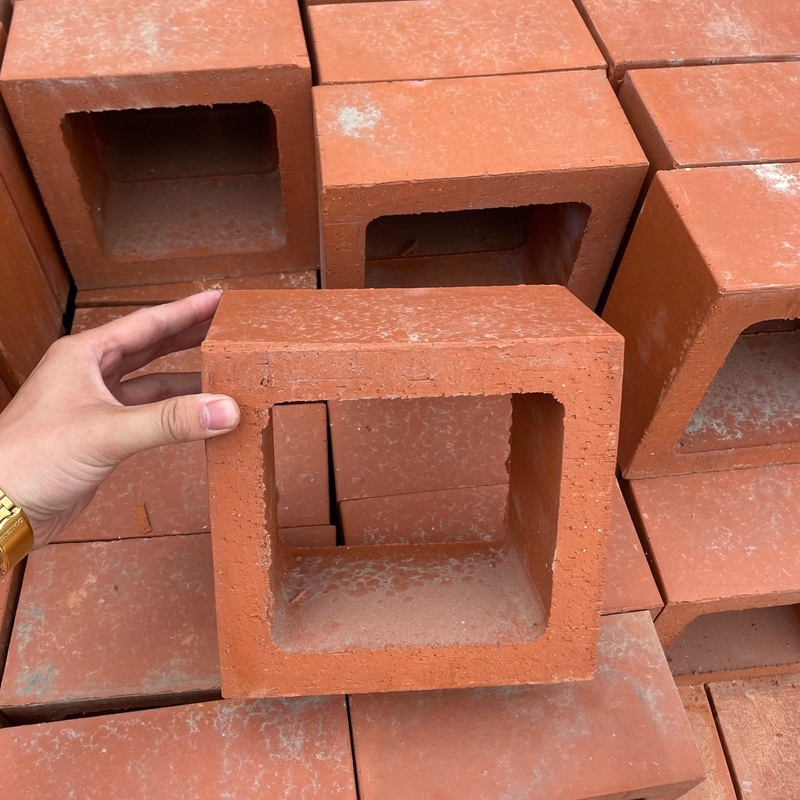 Terracotta di argilla rossa naturale blocchi cavi Jaali piastrelle per rivestimento di pareti mattoni a vento Dimensioni 200X200 mm Modello quadrato