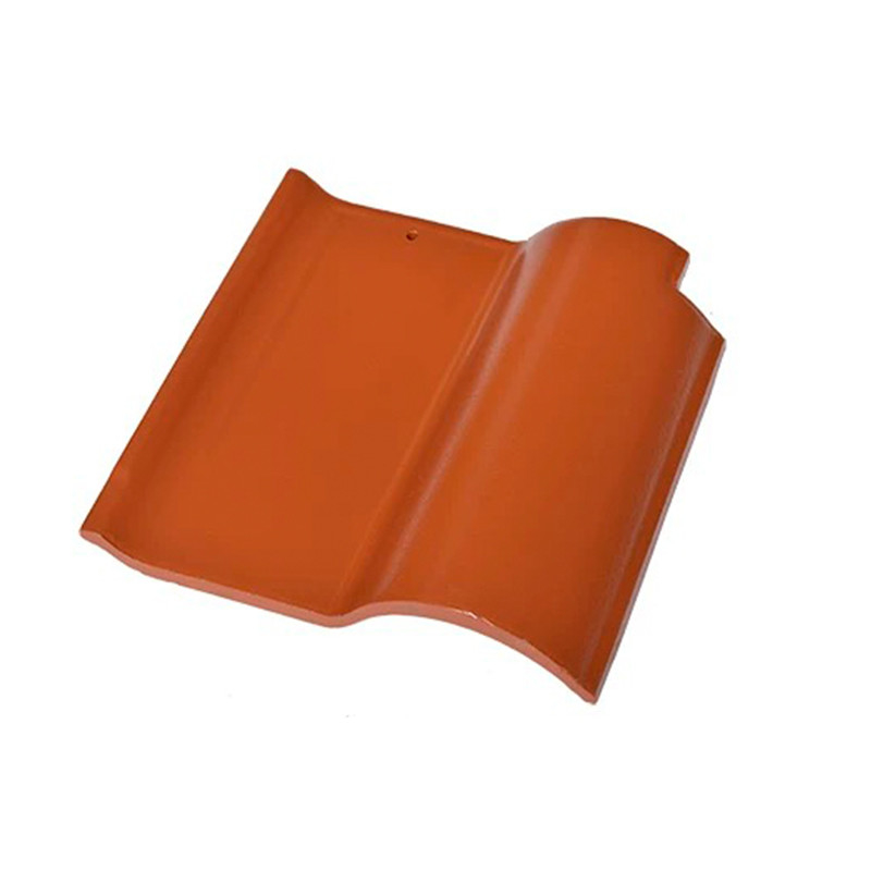 Piastrelle di tetto spagnole a curva S ecologiche Finitura naturale Ceramica Progettazione efficiente dal punto di vista energetico Soluzione di copertura sostenibile