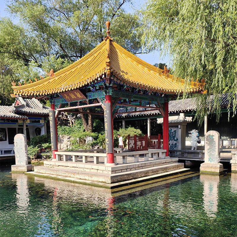 Tegole in ceramica smaltata in stile tradizionale cinese, tegole lucide per tetti per architettura paesaggistica da giardino, padiglione del tempio, casa da tè, centro culturale