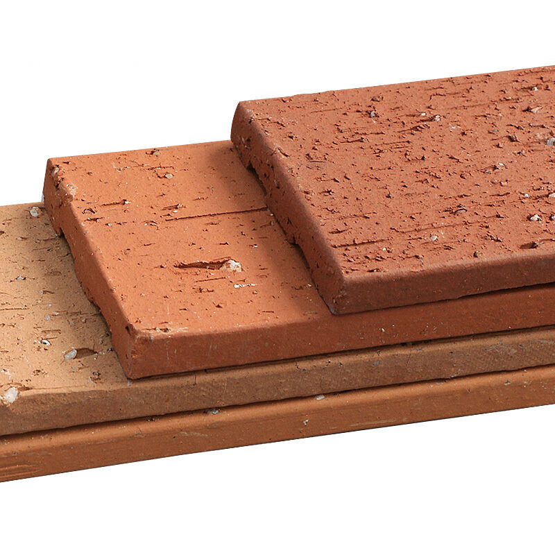 Fabbricazione di mattoni di terracotta a forma di L